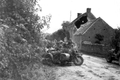 p011093.jpg