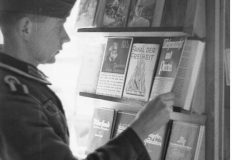 Bild 101I-134-0790-36A